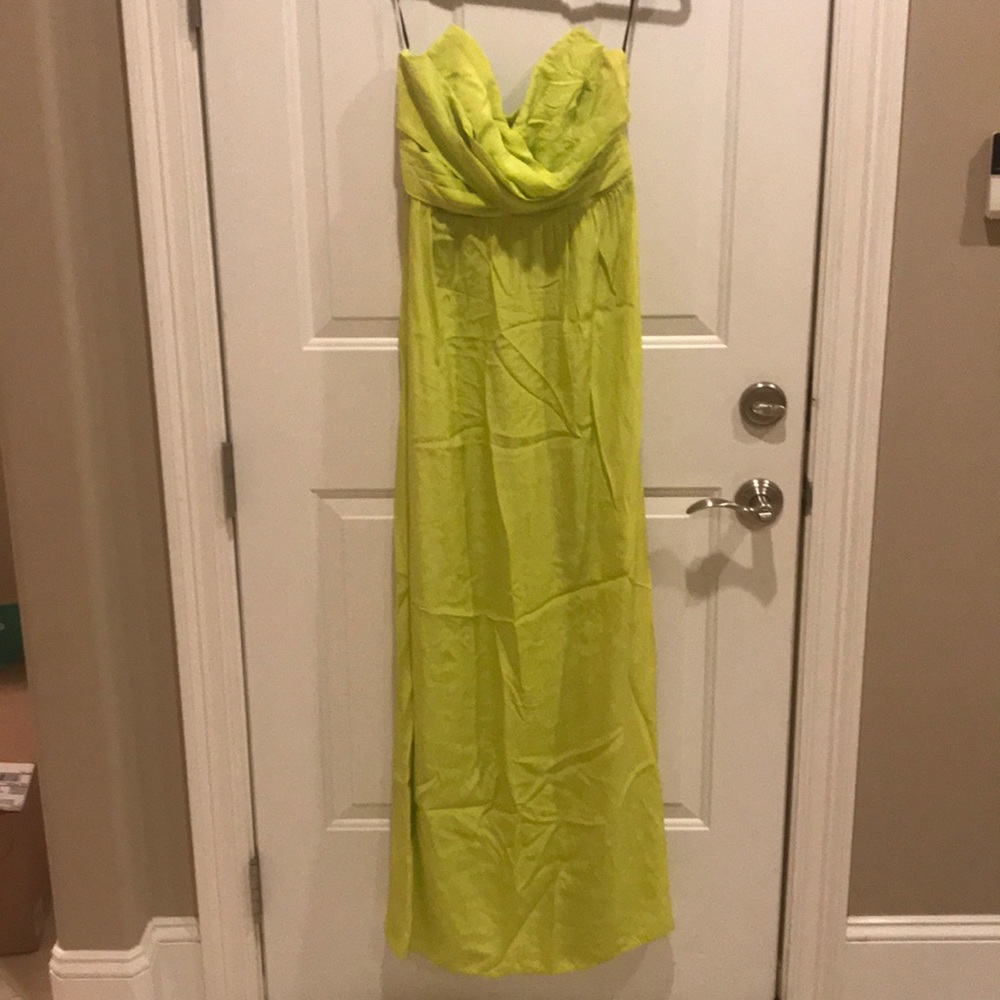 Alice and Trixie Green Maxi Dress w/ back detail